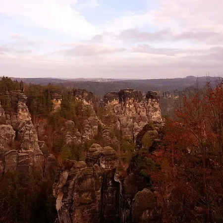 Struppi Saechsische Schweiz Daire Struppen